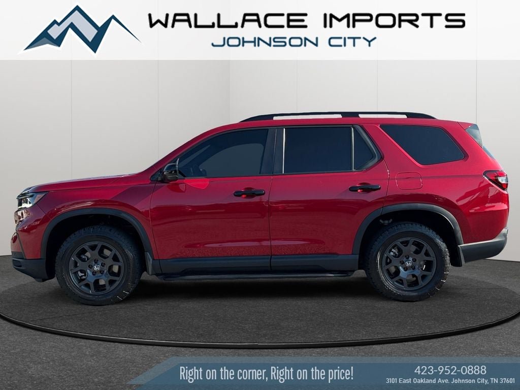 Used 2025 Honda Pilot TrailSport