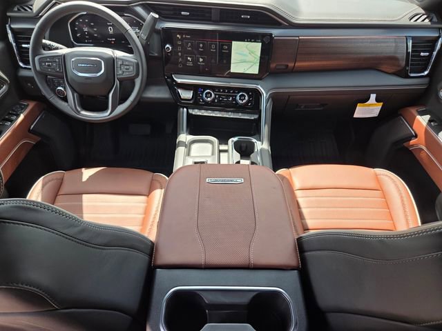 New 2026 GMC Sierra 3500 Denali Ultimate w/ LPO, Black Badging Package AWD/4WD image 8