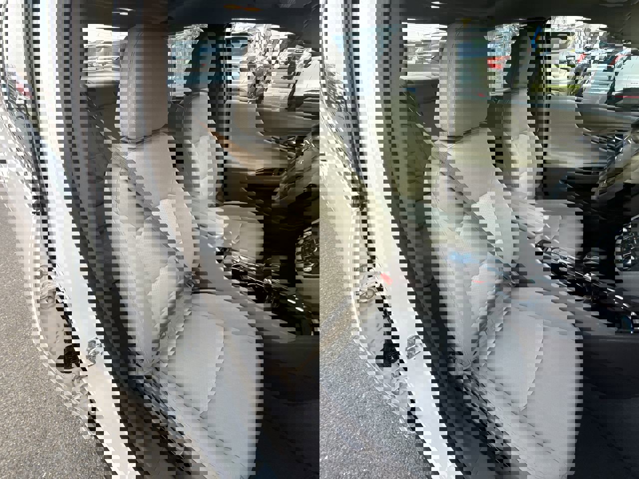 Used 2024 Chevrolet Malibu LT image 25