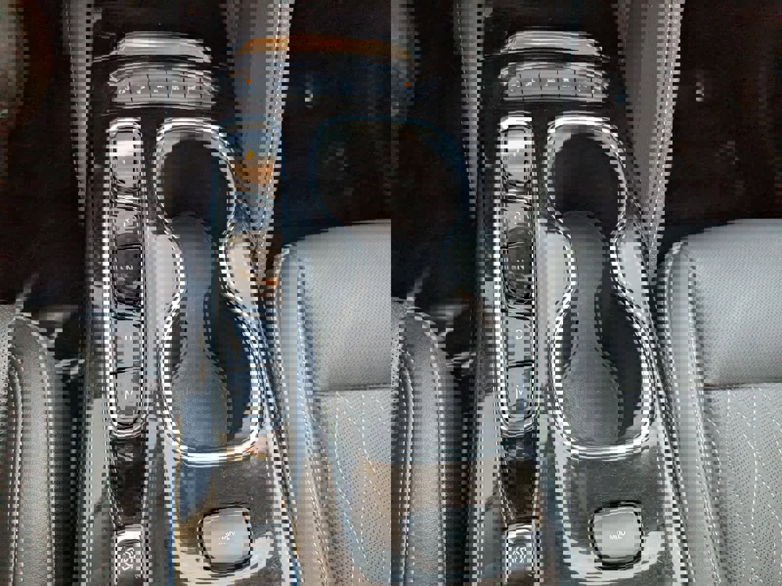 Certified 2022 Buick Envision Avenir w/ Technology Package II image 26