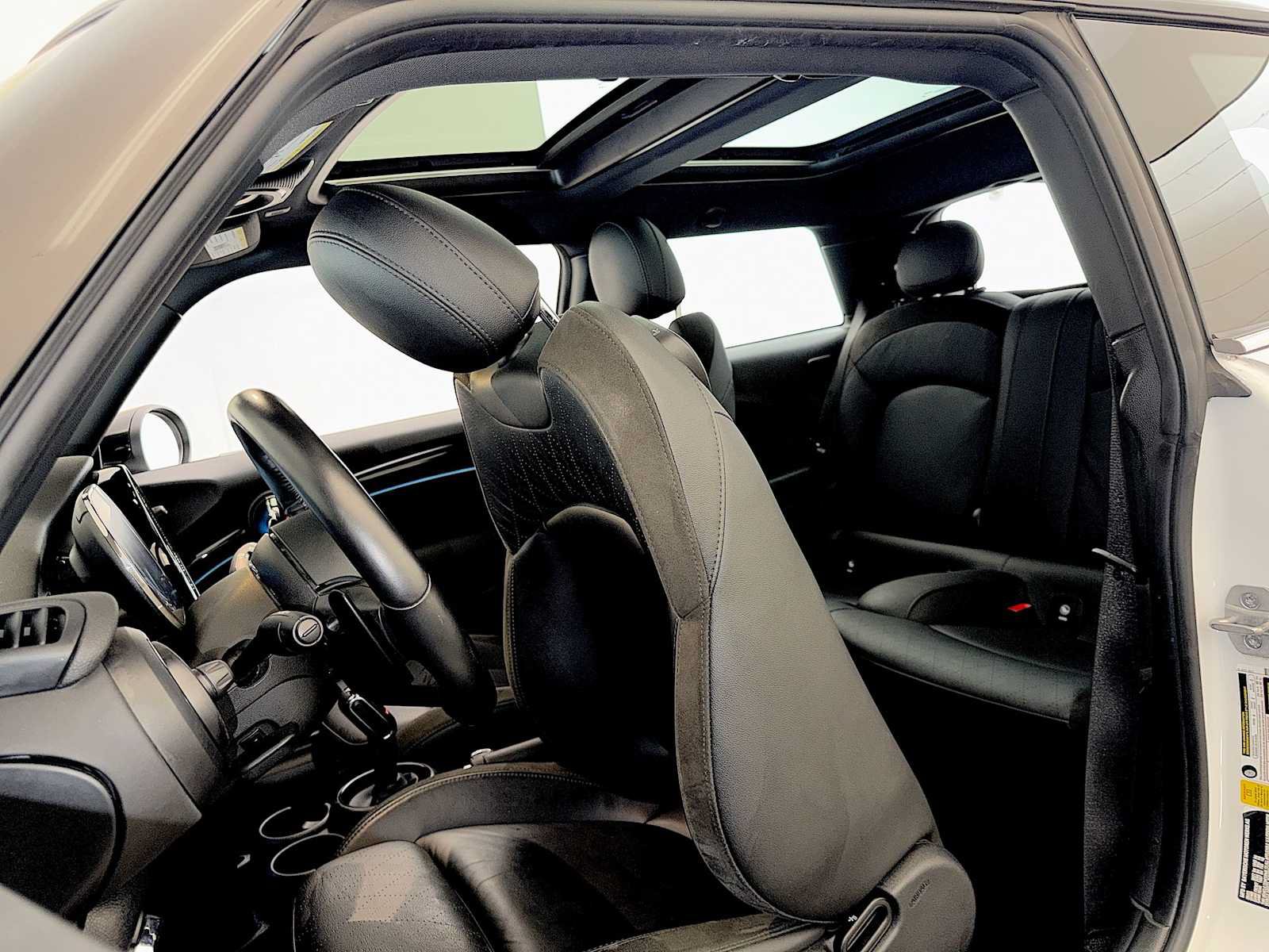 Used 2024 MINI Cooper S FWD image 21