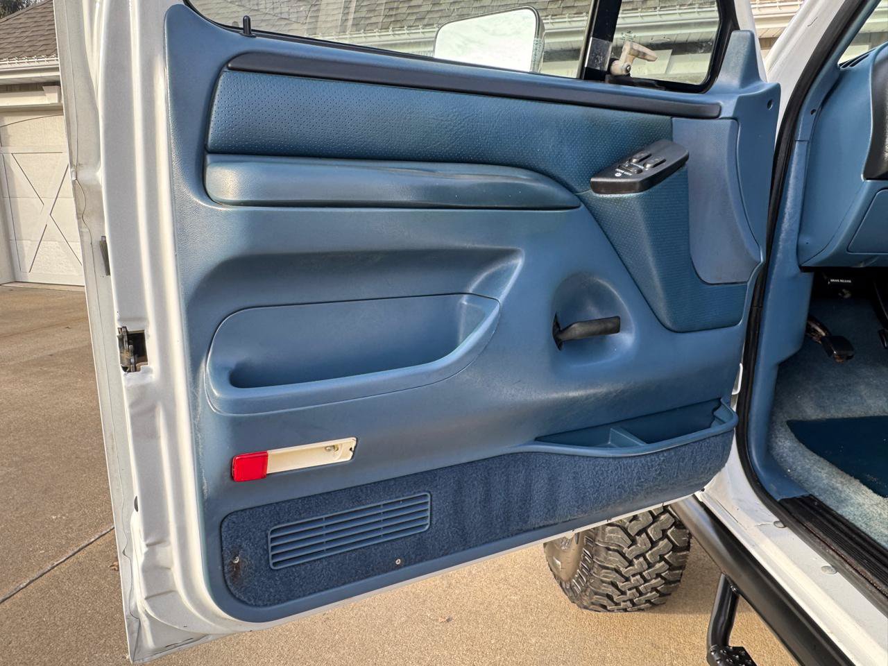 Used 1996 Ford F350 4x4 Regular Cab image 16