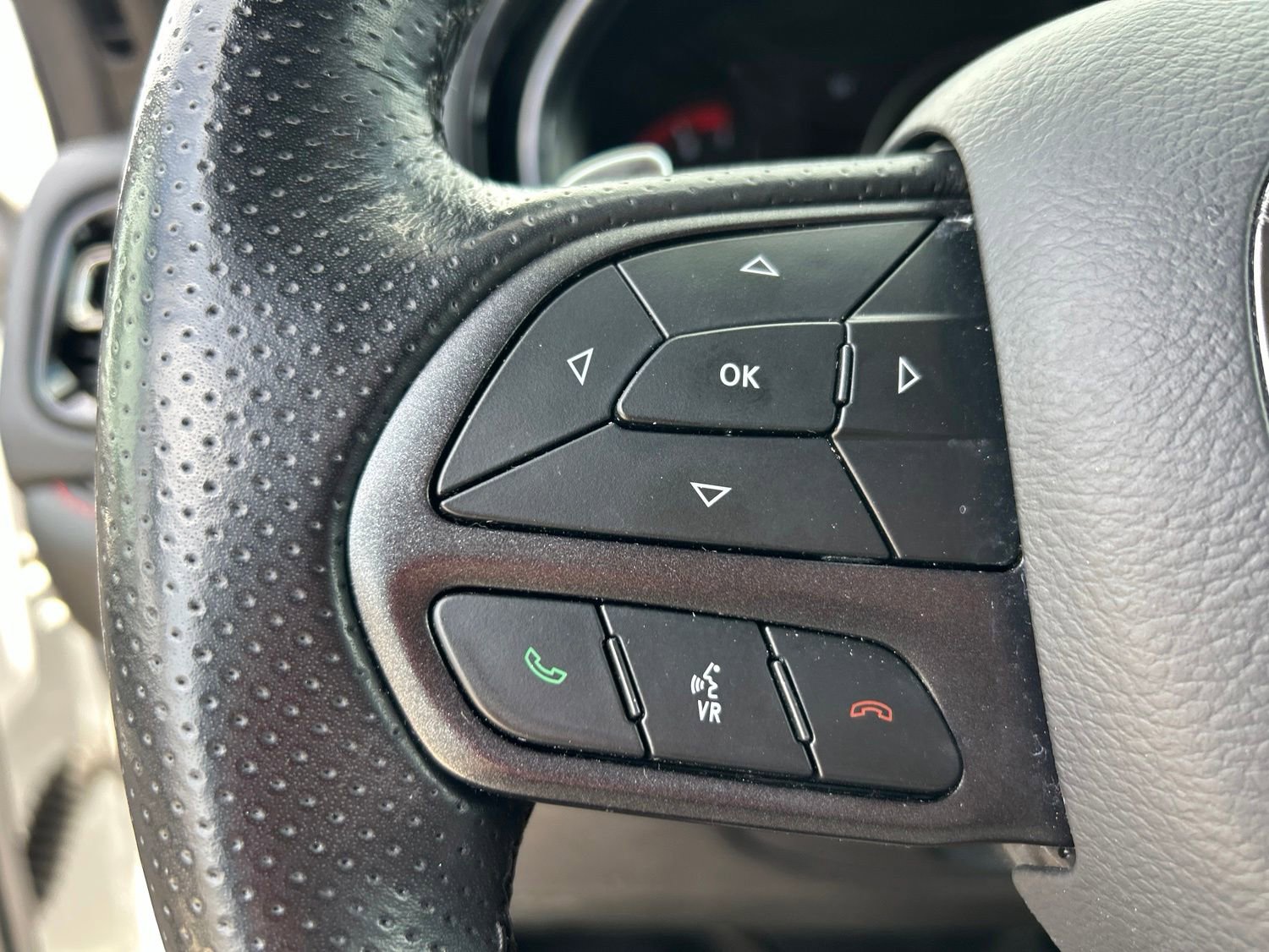 Used 2024 Dodge Durango GT RWD image 15