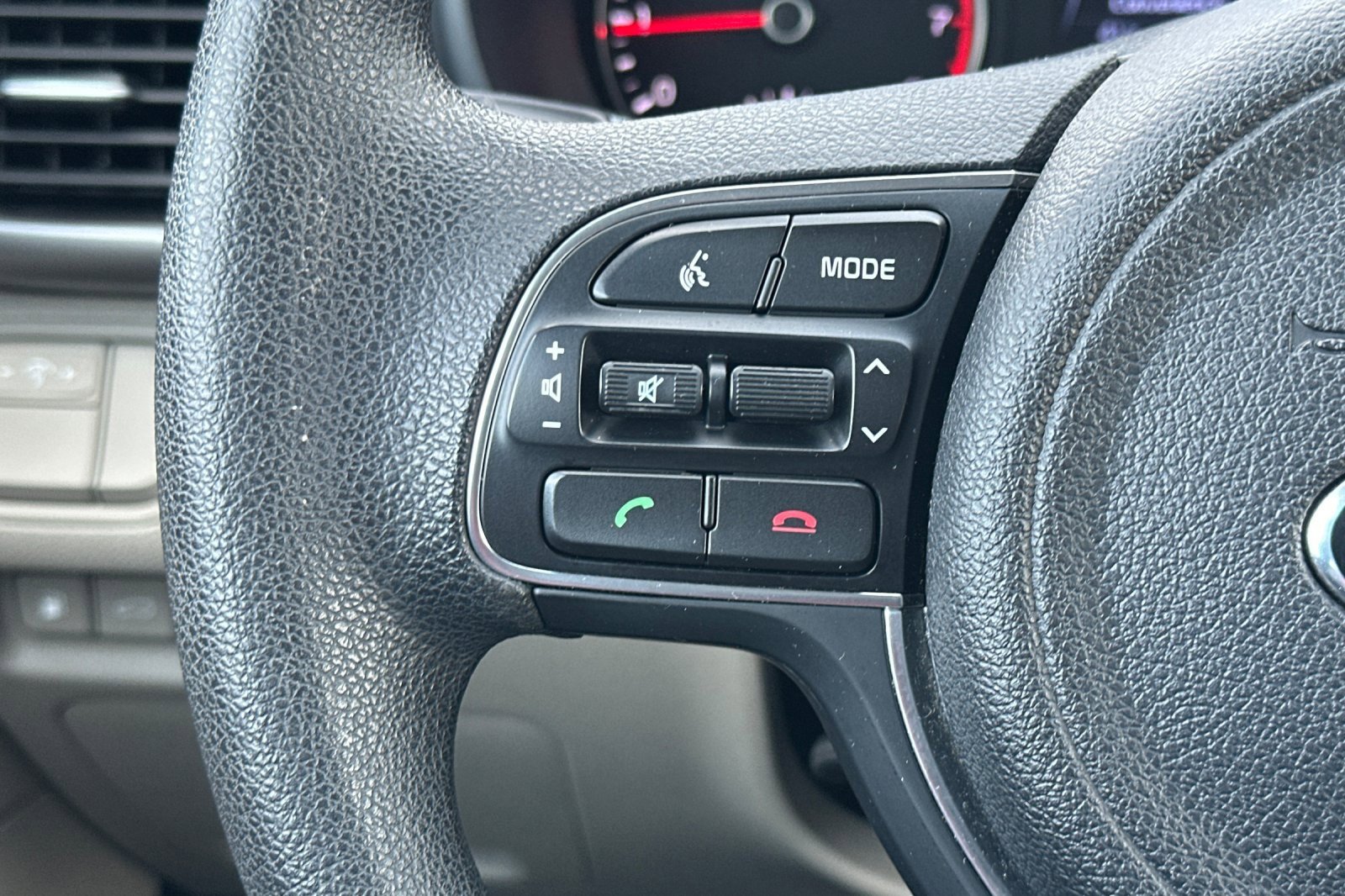 Used 2017 Kia Optima LX image 23