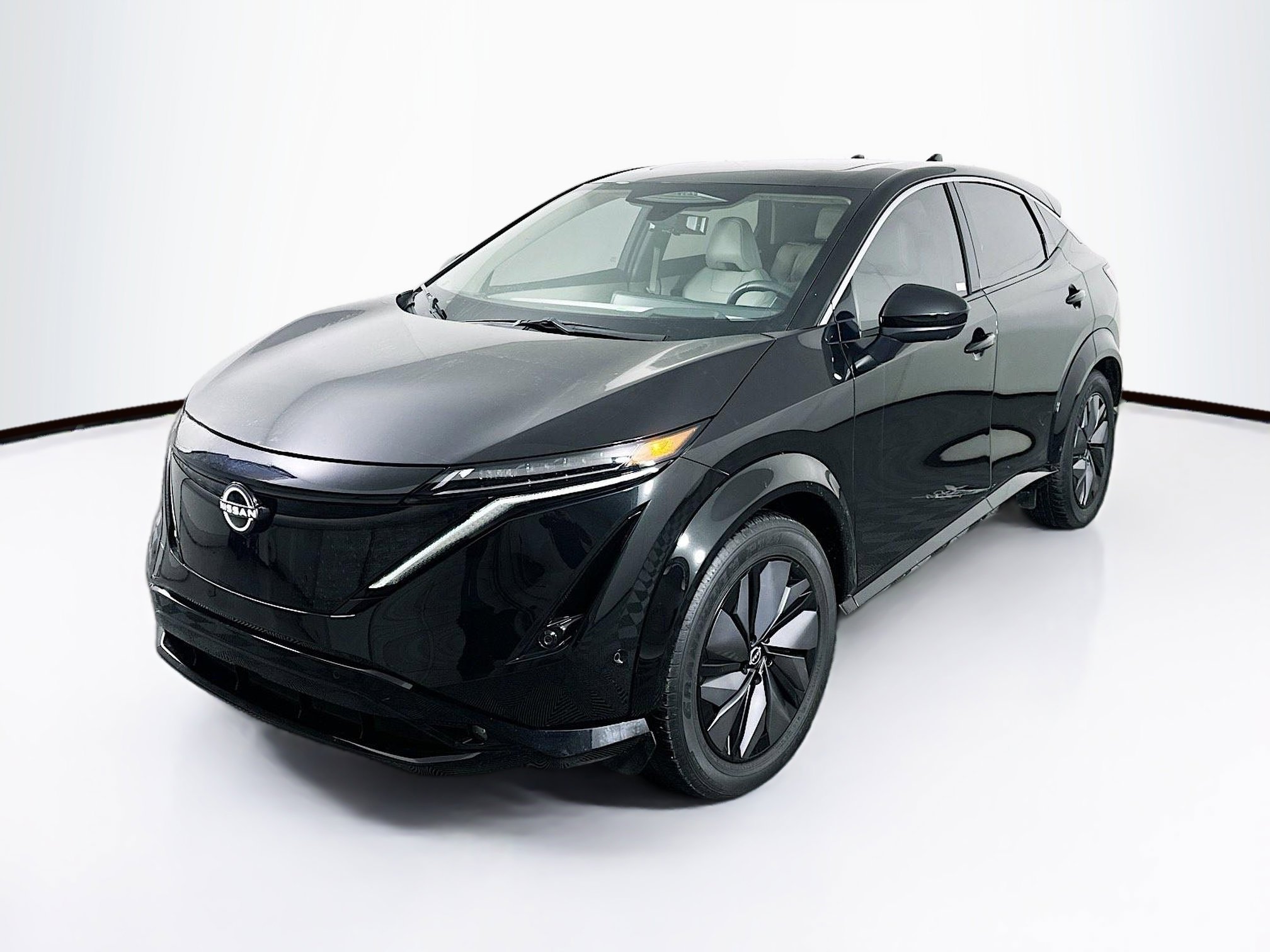 Used 2023 Nissan Ariya FWD image 3