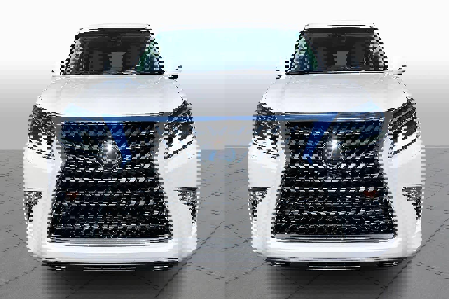 Used 2021 Lexus GX 460 Premium w/ Premium Package image 3