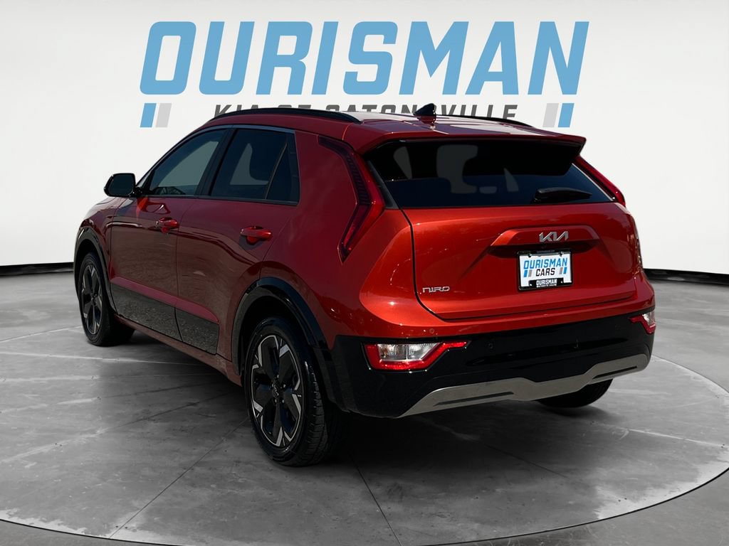 Used 2023 Kia Niro Wind w/ Wind Preserve Package FWD image 4