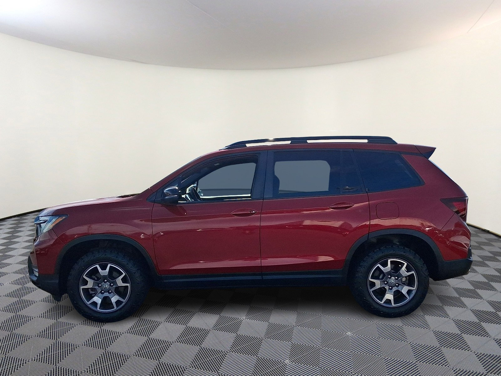 Used 2023 Honda Passport TrailSport image 4