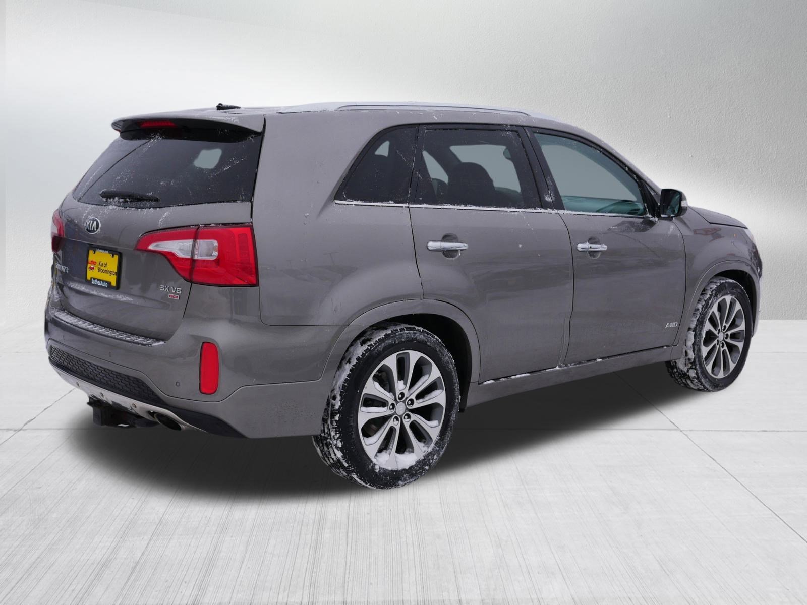 Used 2014 Kia Sorento SX w/ 3rd Row Package image 7