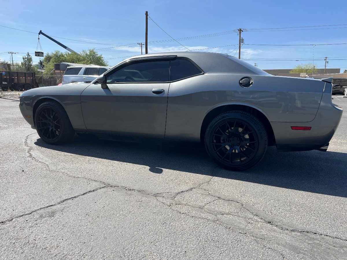 Used 2012 Dodge Challenger R/T RWD image 8