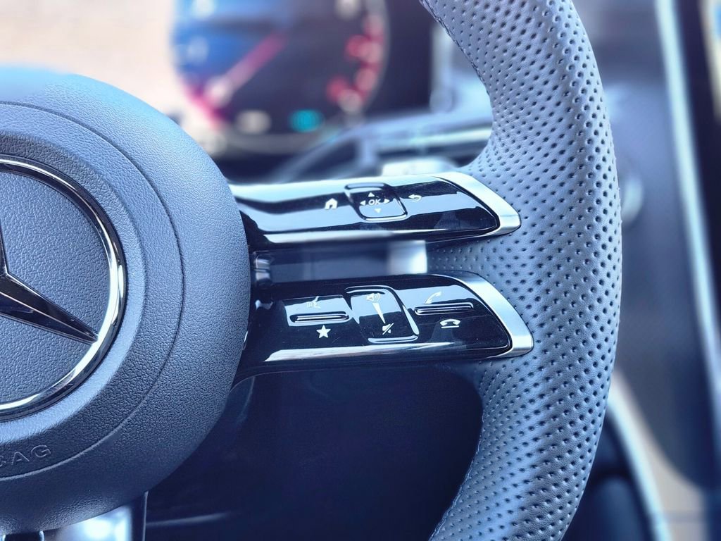 New 2026 Mercedes-Benz GLC 300 4MATIC image 24