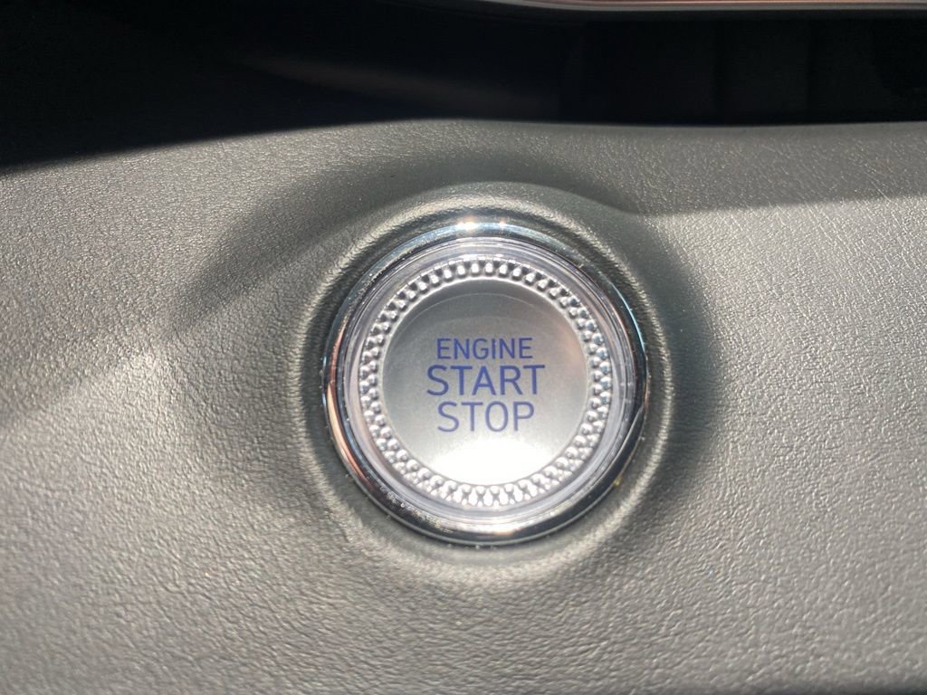 Certified 2025 Genesis GV70 3.5T Sport w/ Sport Advanced Package image 31