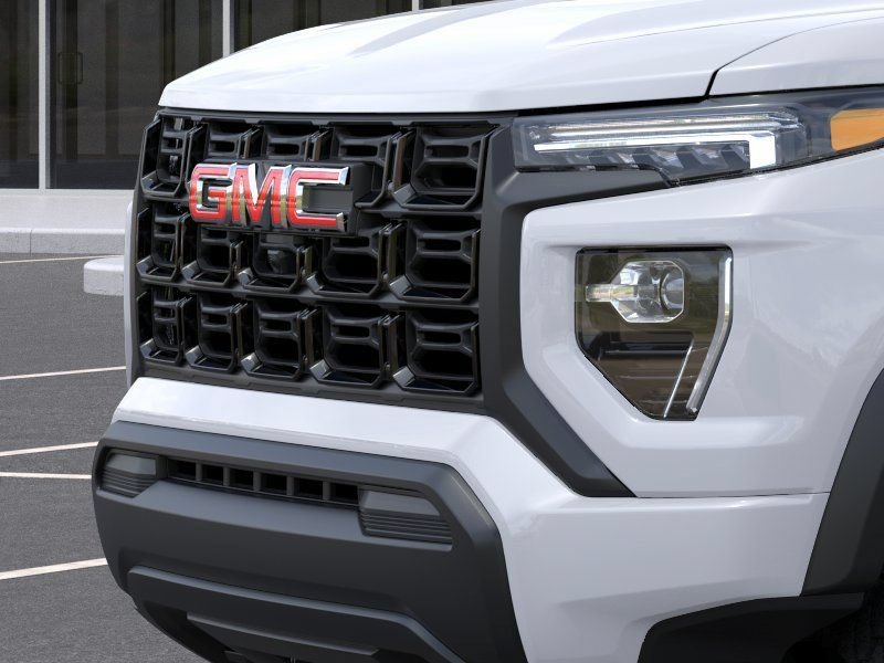 New 2026 GMC Canyon Elevation w/ Technology Package AWD/4WD image 13