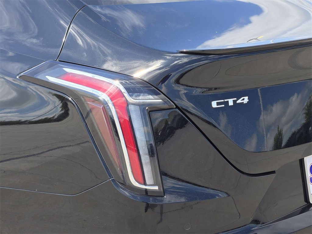 Used 2022 Cadillac CT4 V image 6