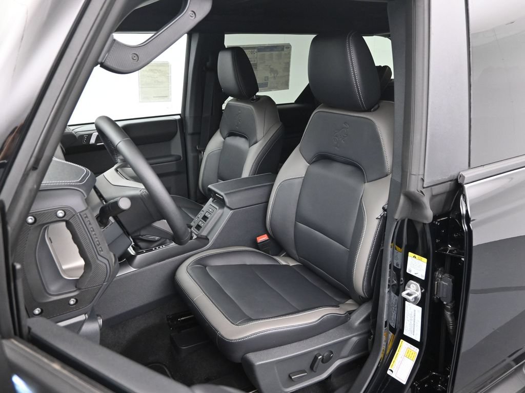 Used 2026 Ford Bronco Outer Banks AWD/4WD image 8
