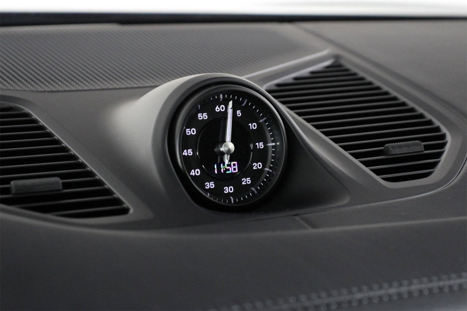 New 2026 Porsche Cayenne E-Hybrid image 16