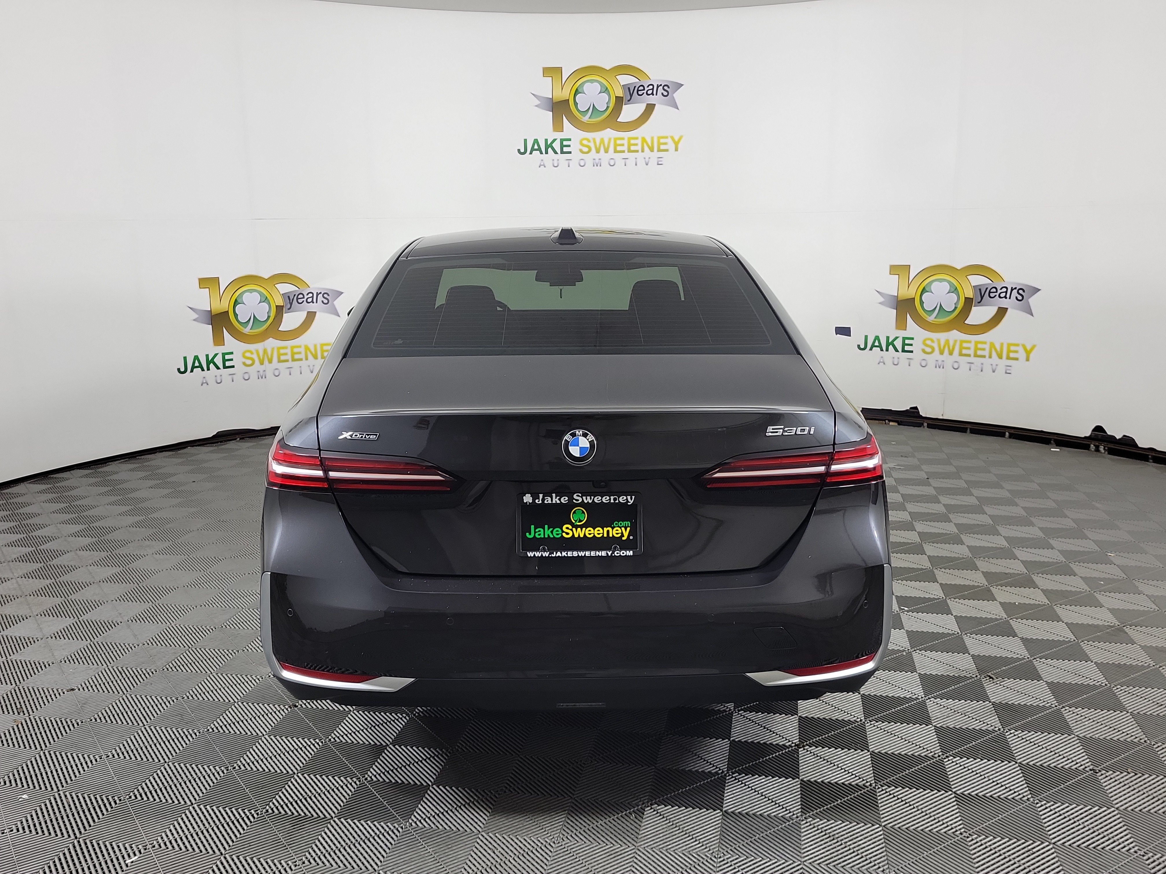 Used 2024 BMW 530i xDrive w/ Premium Package AWD/4WD image 6