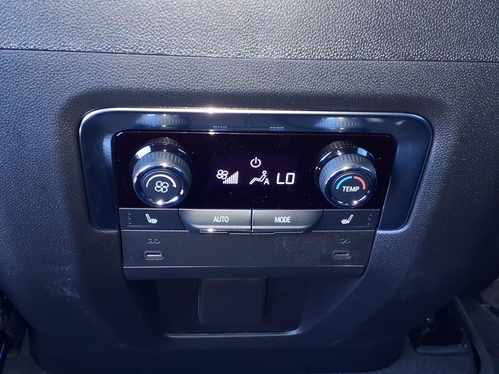 New 2026 Chevrolet Tahoe High Country w/ Sun And Tow Package AWD/4WD image 14