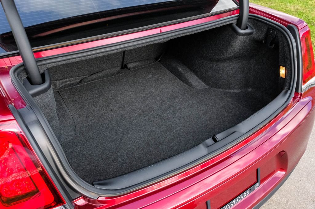 Used 2019 Chrysler 300 Touring w/ Sport Appearance Package image 56