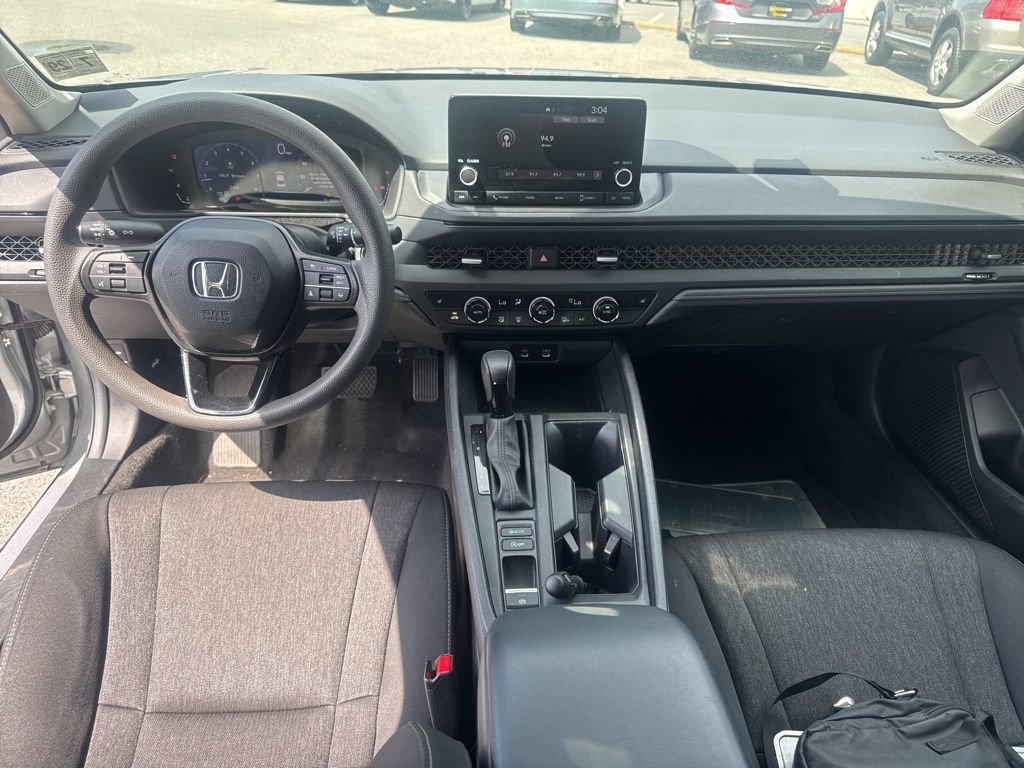 Used 2024 Honda Accord EX image 9