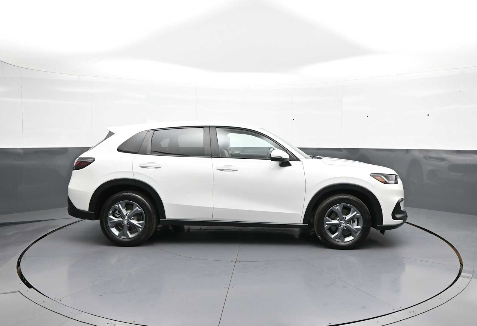 Certified 2026 Honda HR-V LX image 5