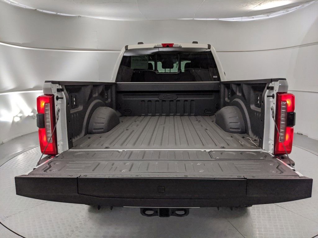New 2025 Ford F250 Lariat w/ Lariat Ultimate Package image 24