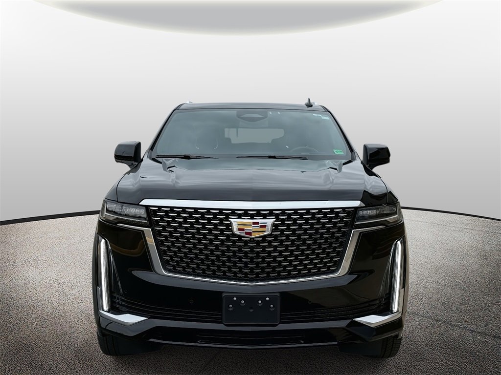 Used 2024 Cadillac Escalade Luxury image 8