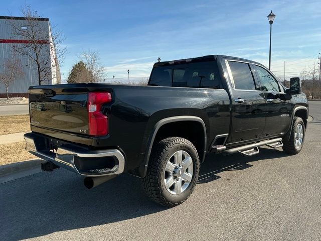 Used 2020 Chevrolet Silverado 2500 LTZ image 6