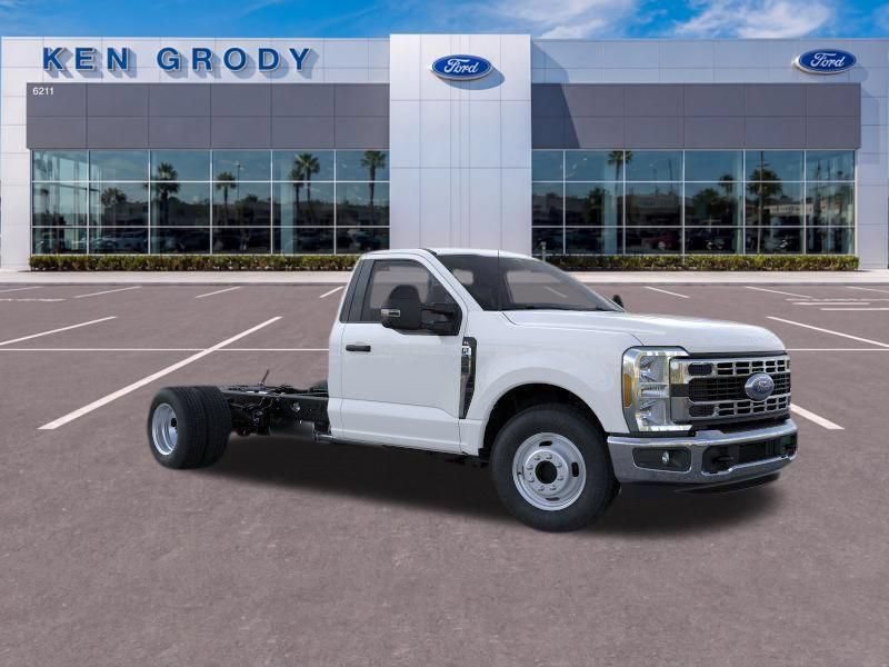 New 2026 Ford F350 XL w/ XL Chrome Package