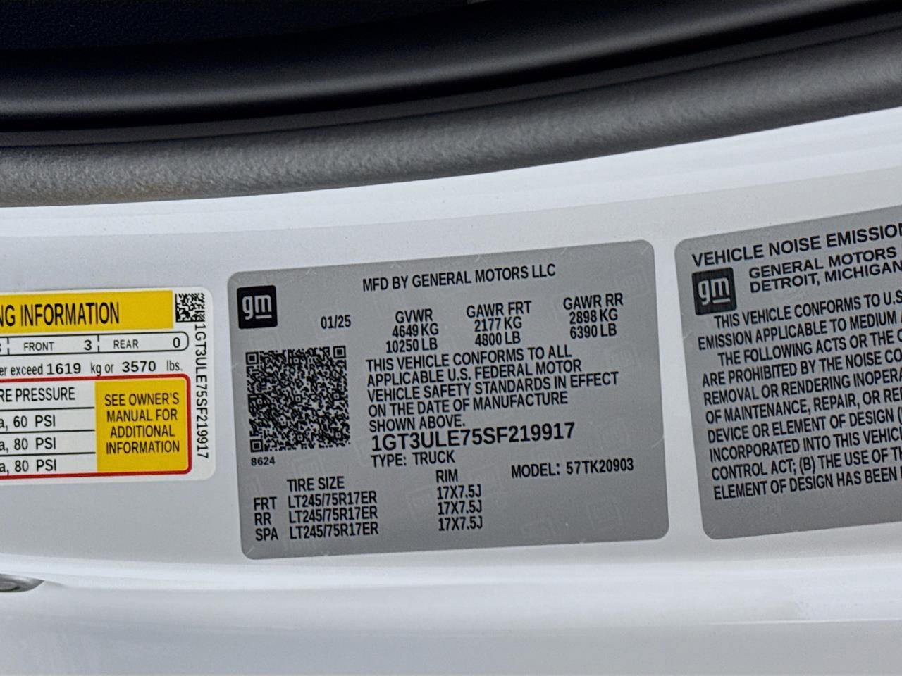 Certified 2025 GMC Sierra 2500 Pro image 24