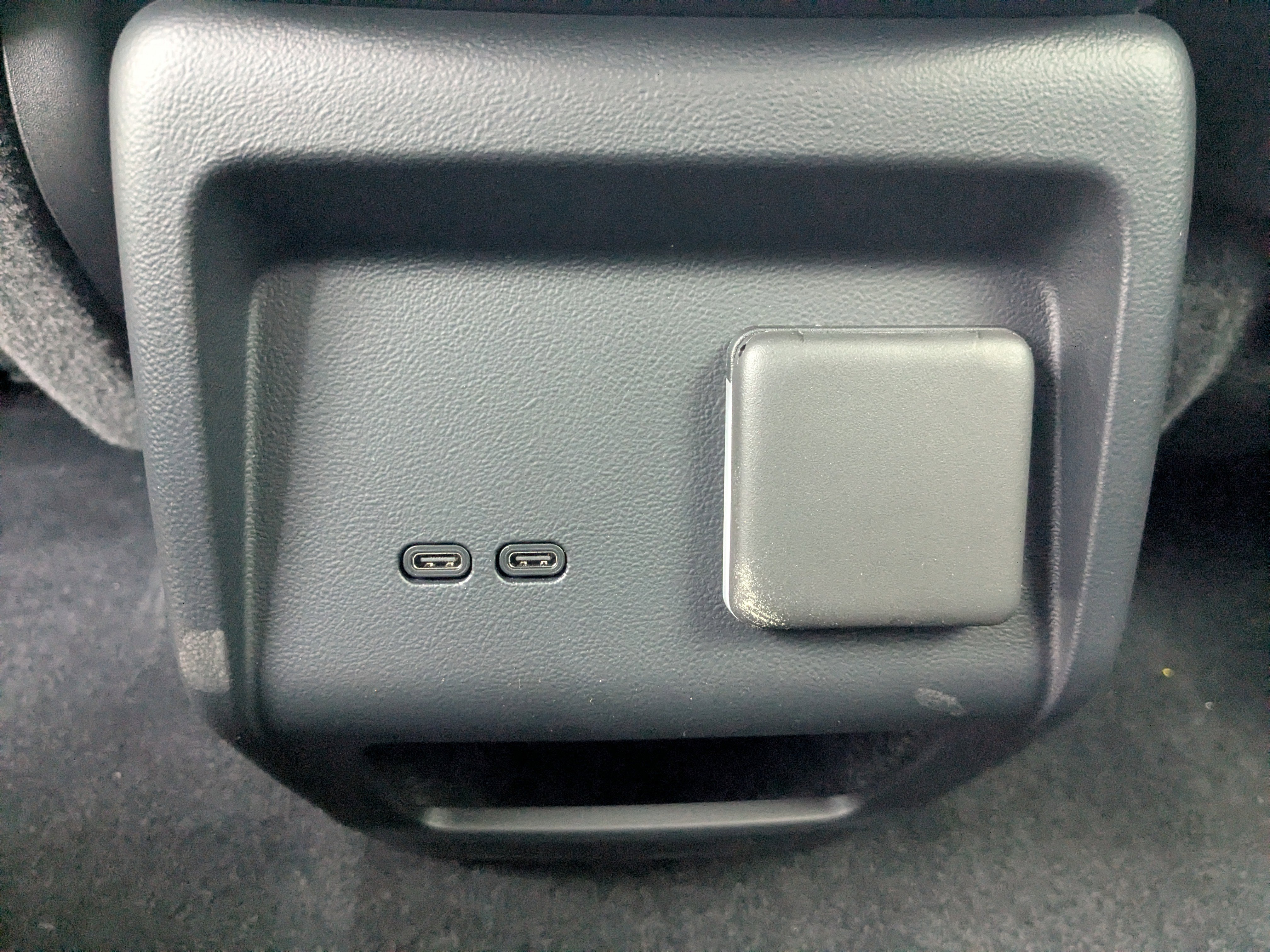 New 2025 Cadillac Optiq Sport 1 image 30