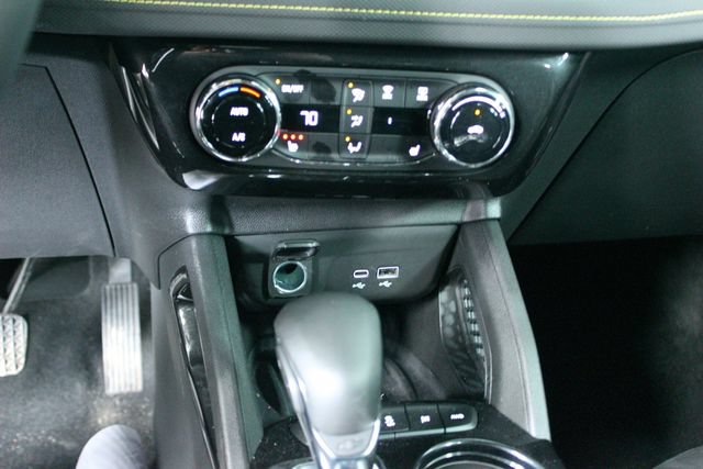 Used 2025 Chevrolet TrailBlazer ACTIV w/ Convenience Package AWD/4WD image 18