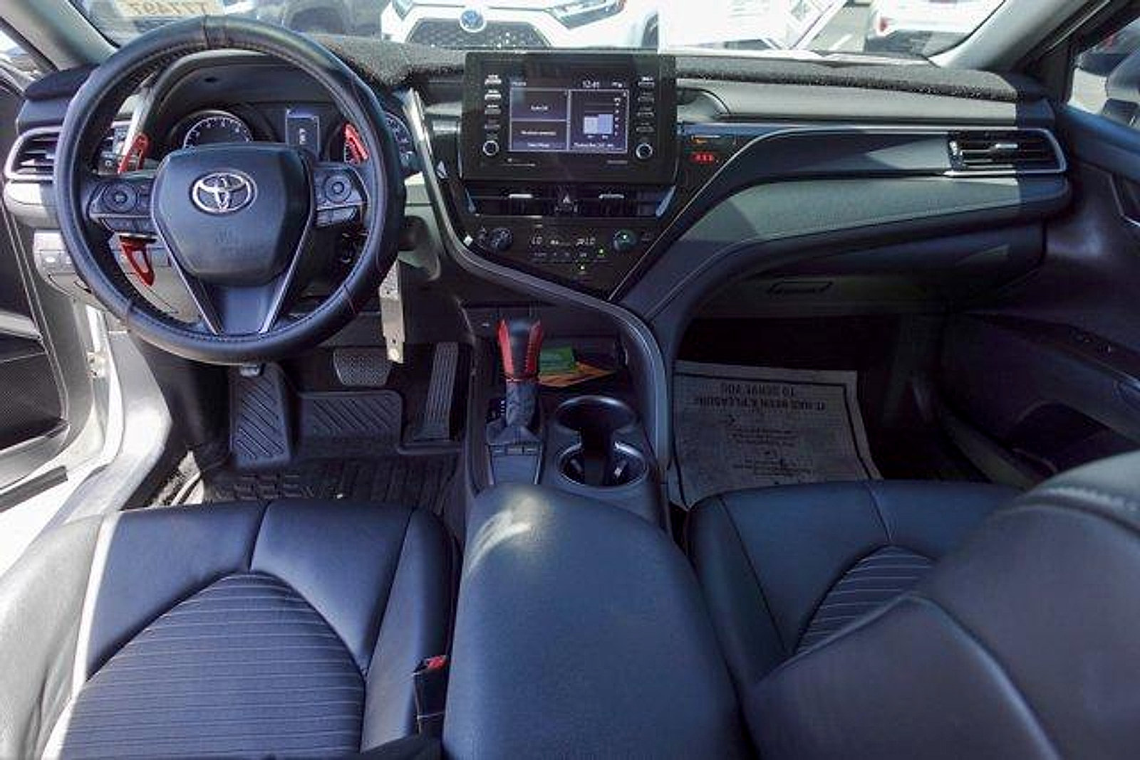 Used 2022 Toyota Camry SE FWD image 28