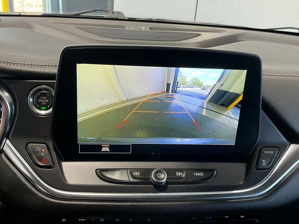 Used 2025 Chevrolet Blazer LT FWD image 6