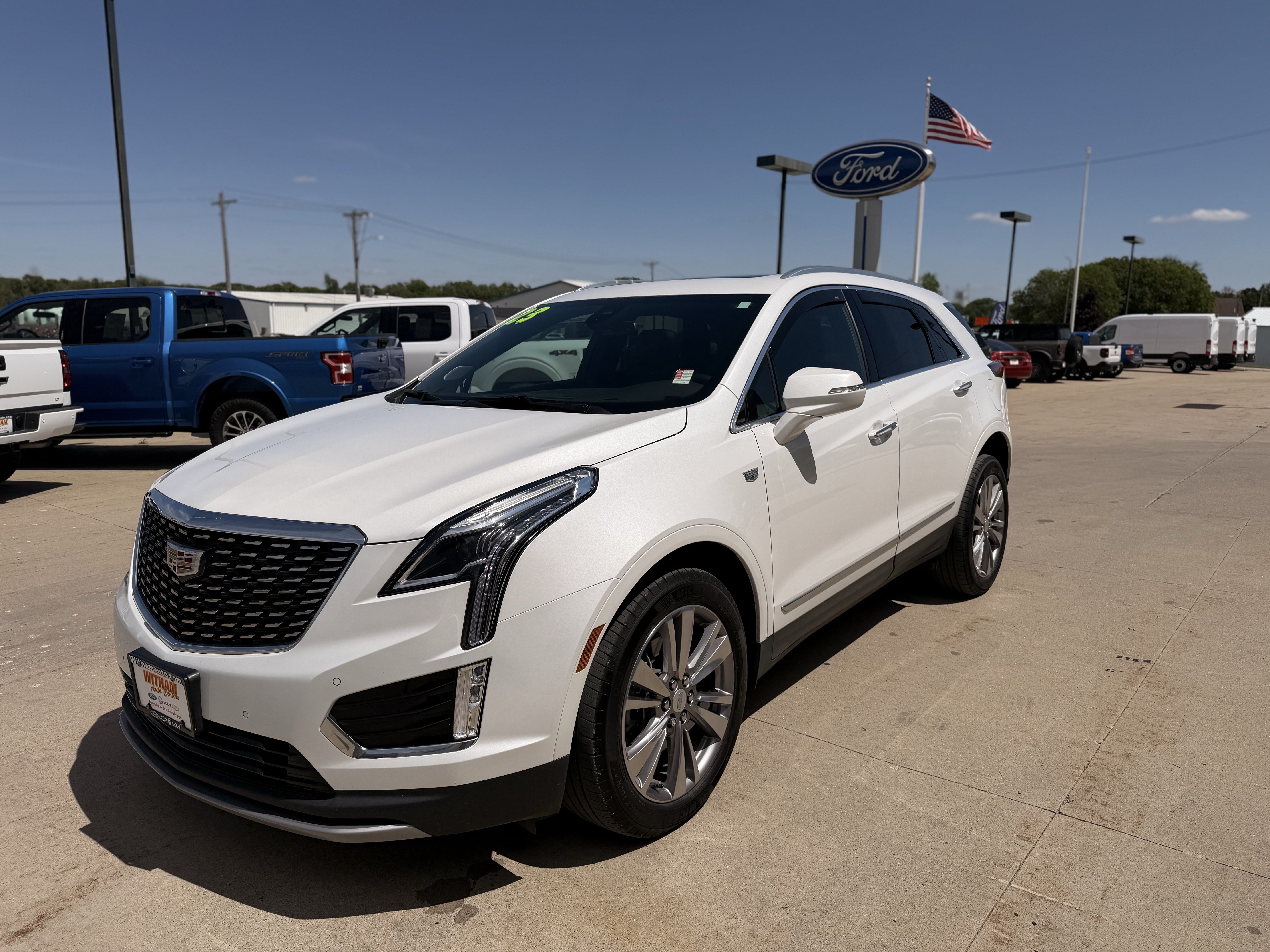 Used 2023 Cadillac XT5 Premium Luxury AWD/4WD image 5