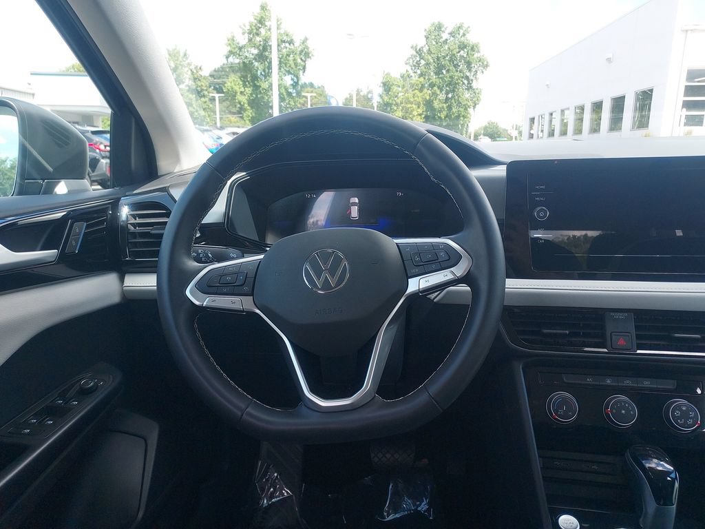 Used 2025 Volkswagen Taos S FWD image 10