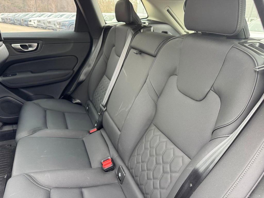 Certified 2026 Volvo XC60 B5 Plus w/ Protection Package Premier image 9