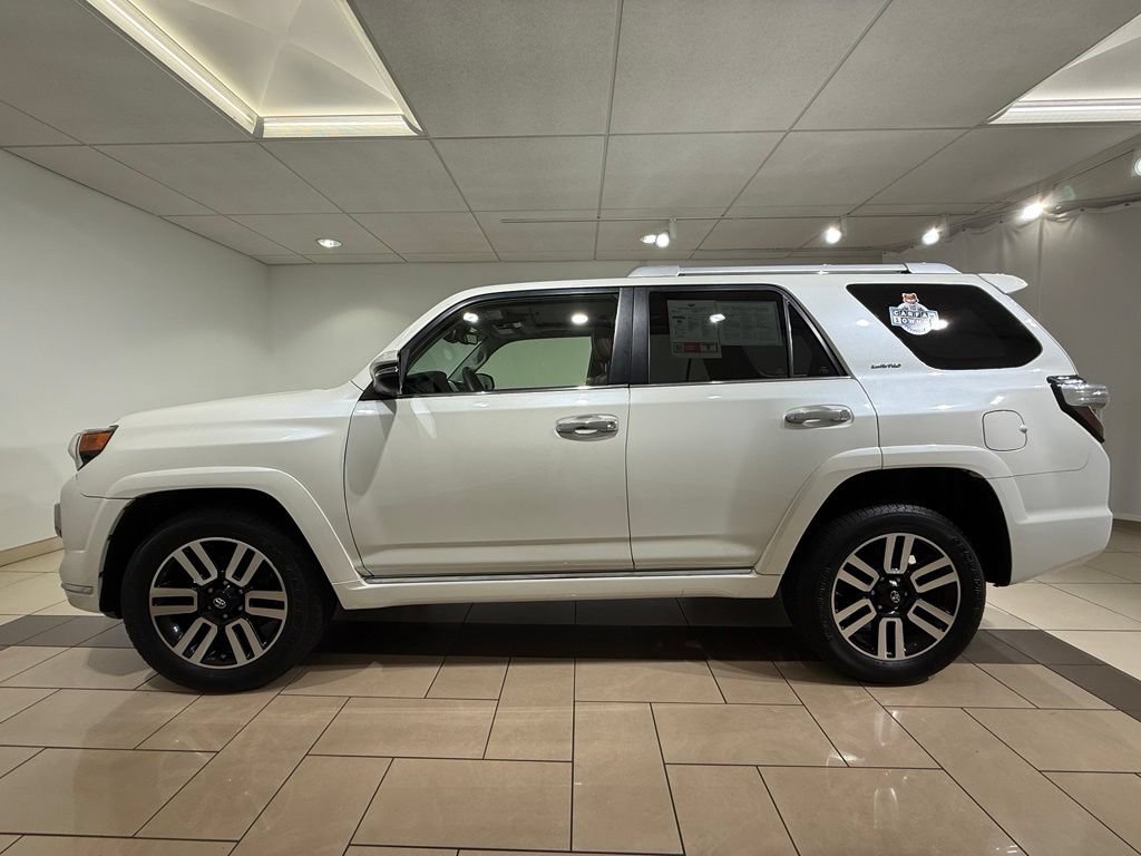 Used 2020 Toyota 4Runner Limited AWD/4WD image 2