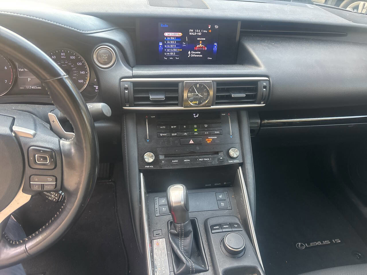 Used 2018 Lexus IS 300 w/ Premium Package image 11