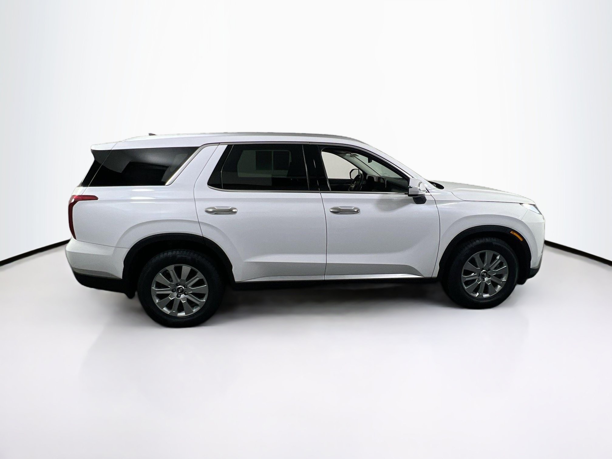 Used 2023 Hyundai Palisade SEL w/ Cargo Package AWD/4WD image 4