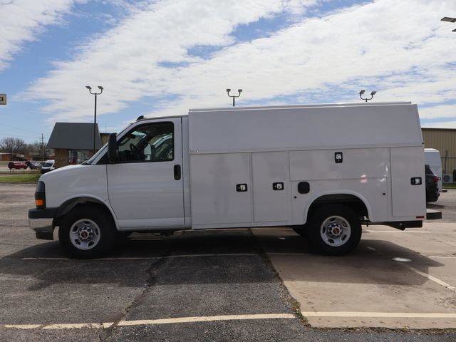 New 2025 GMC Savana 3500 w/ Power Convenience Package image 4