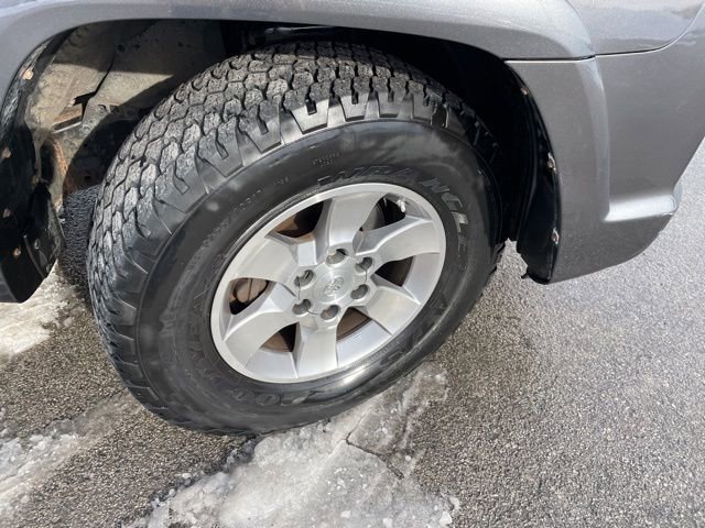 Used 2010 Toyota 4Runner SR5 image 18