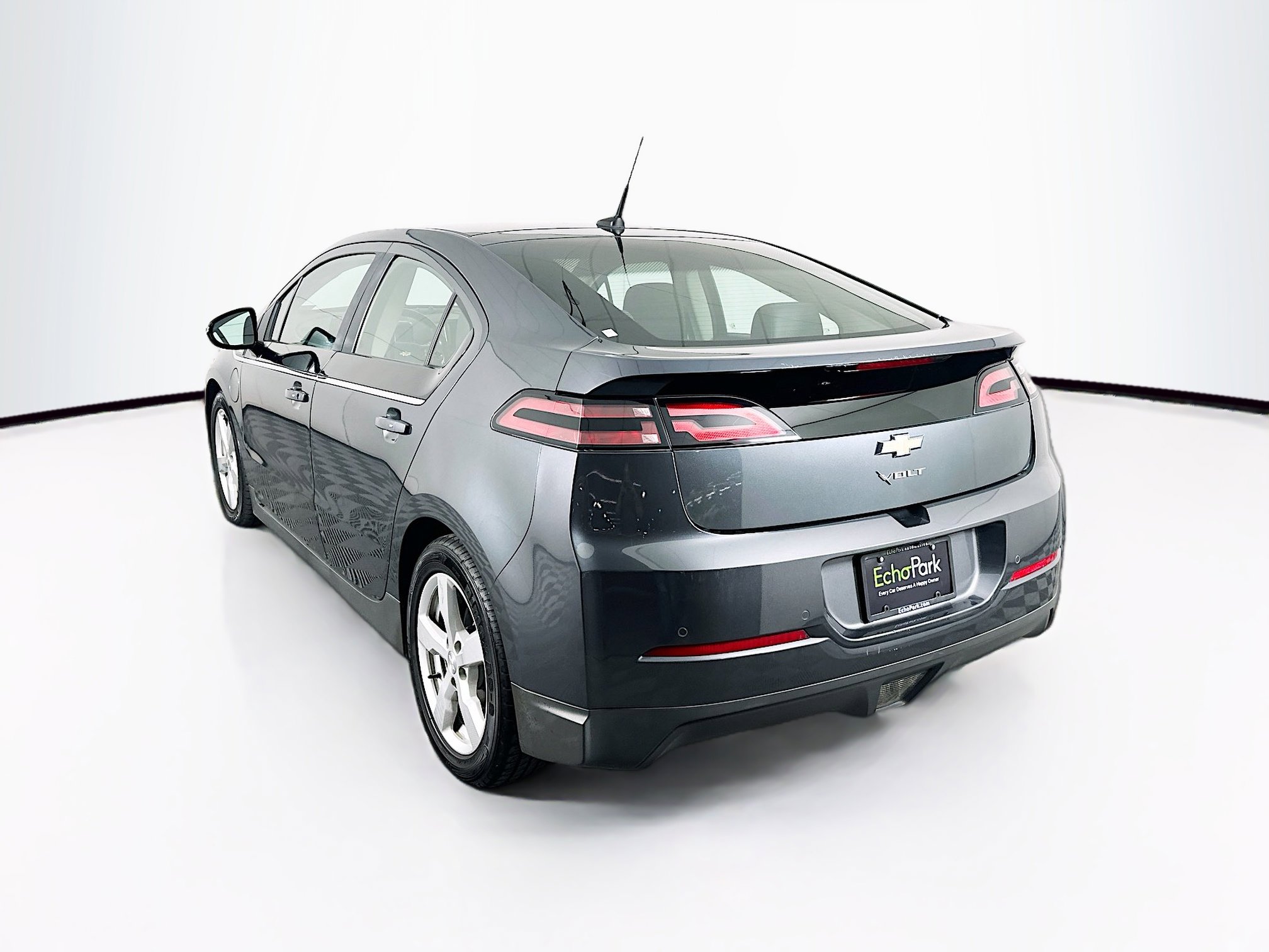 Used 2013 Chevrolet Volt Premium w/ Premium Trim Package FWD image 5