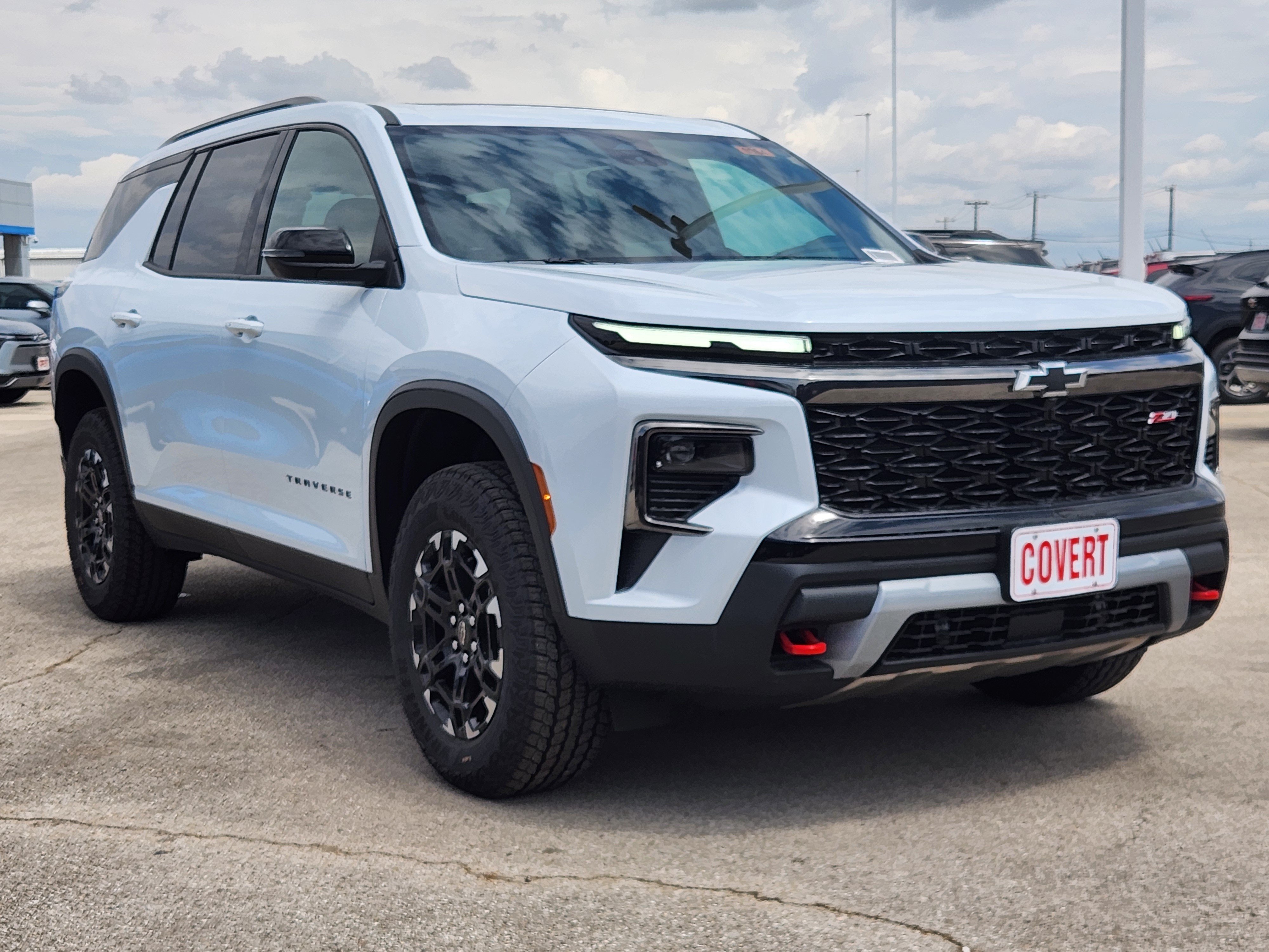 New 2027 Chevrolet Traverse Z71 AWD/4WD image 2