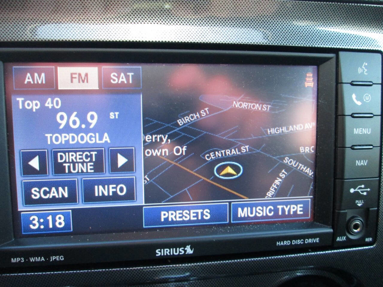 Used 2009 Dodge Challenger SRT8 w/ SRT Option Group II image 33