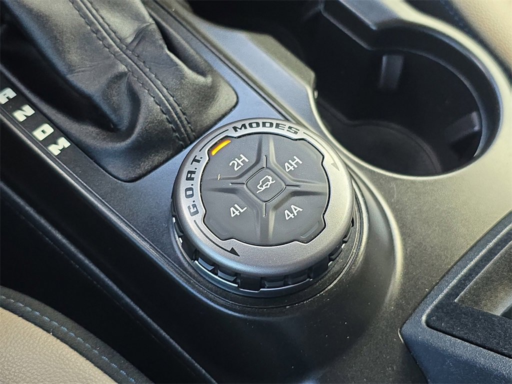 Used 2022 Ford Bronco Wildtrak image 27