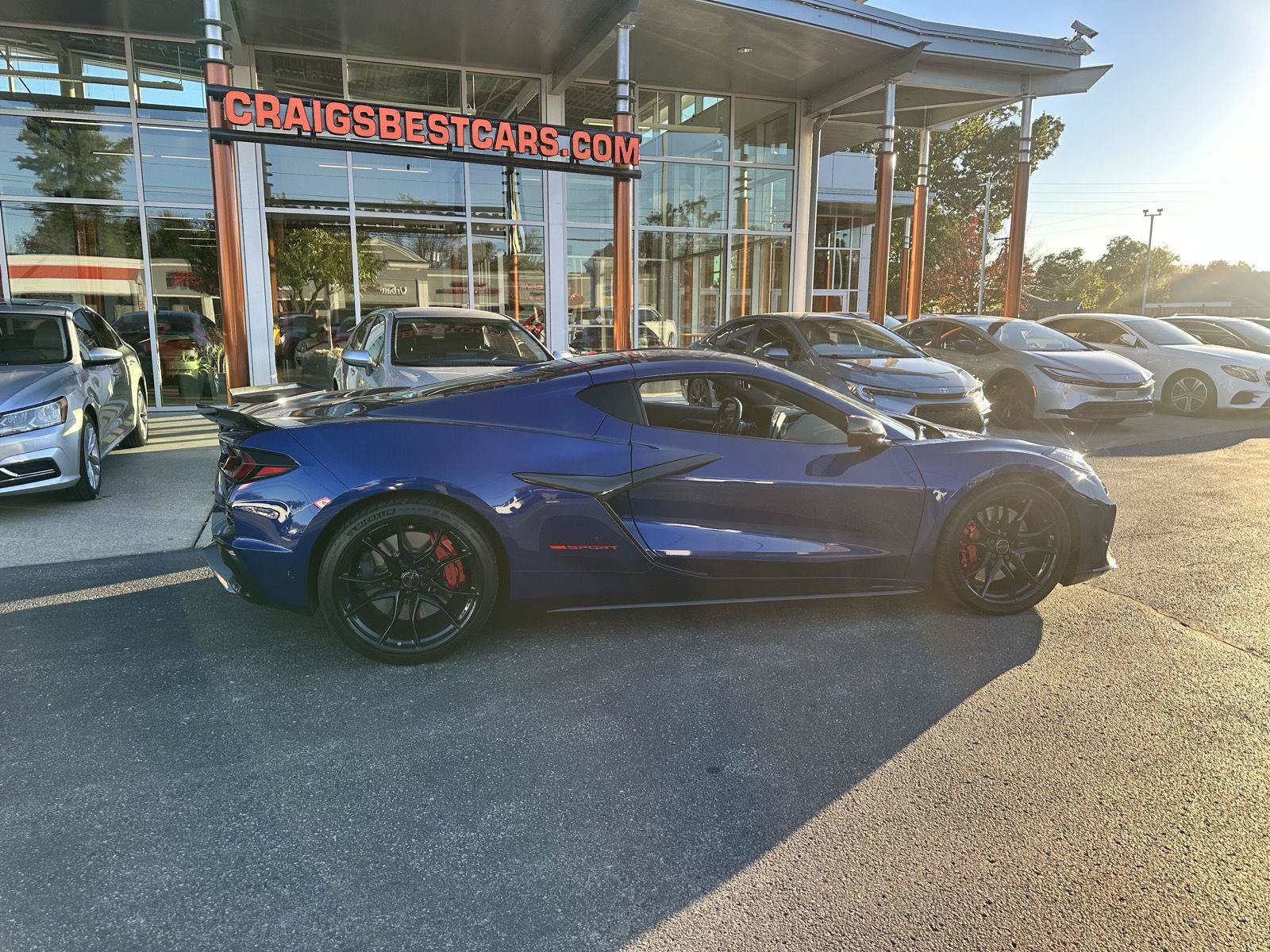 Used 2027 Chevrolet Corvette Grand Sport w/ Z52 Sport Performance Package RWD image 2