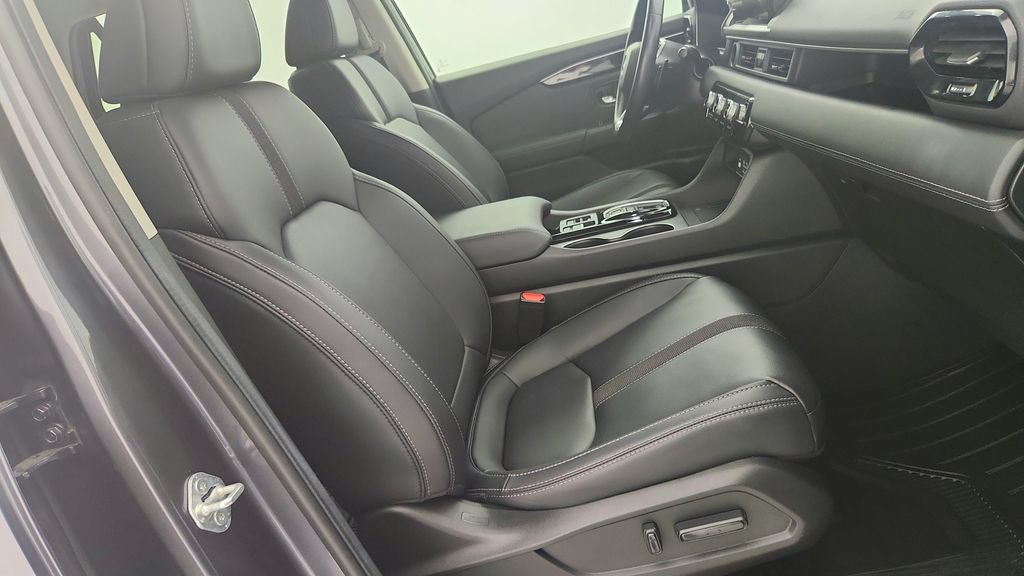 Used 2025 Honda Pilot EX-L image 31