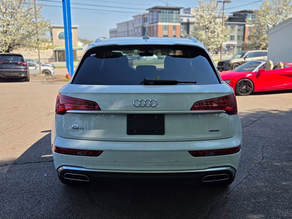 Used 2025 Audi Q5 e Premium Plus w/ Premium Plus Package AWD/4WD image 7