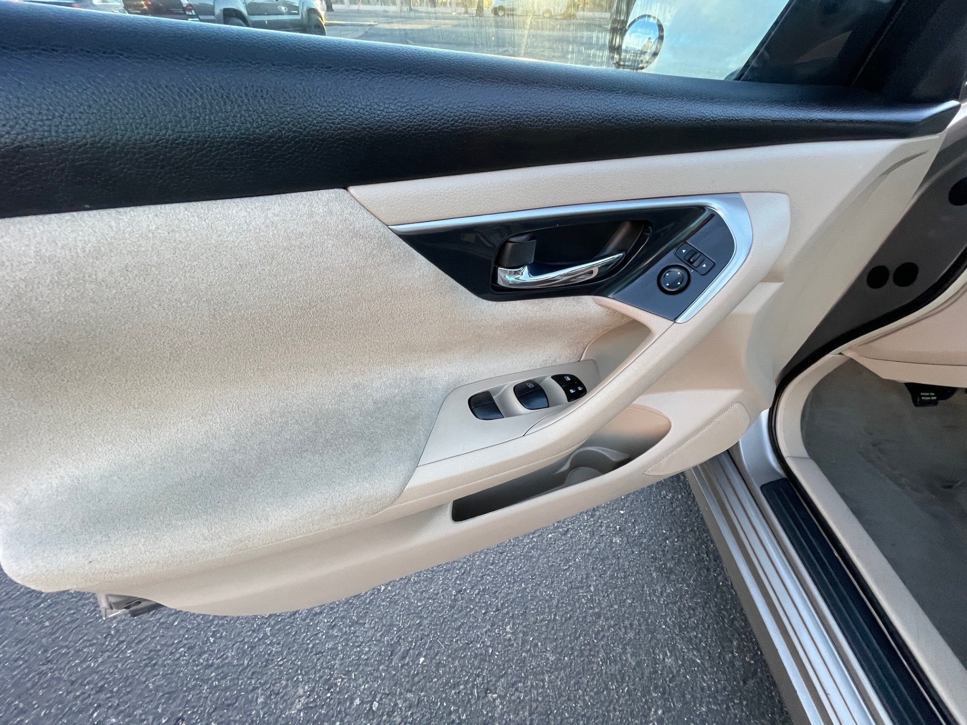 Used 2013 Nissan Altima 2.5 S FWD image 11